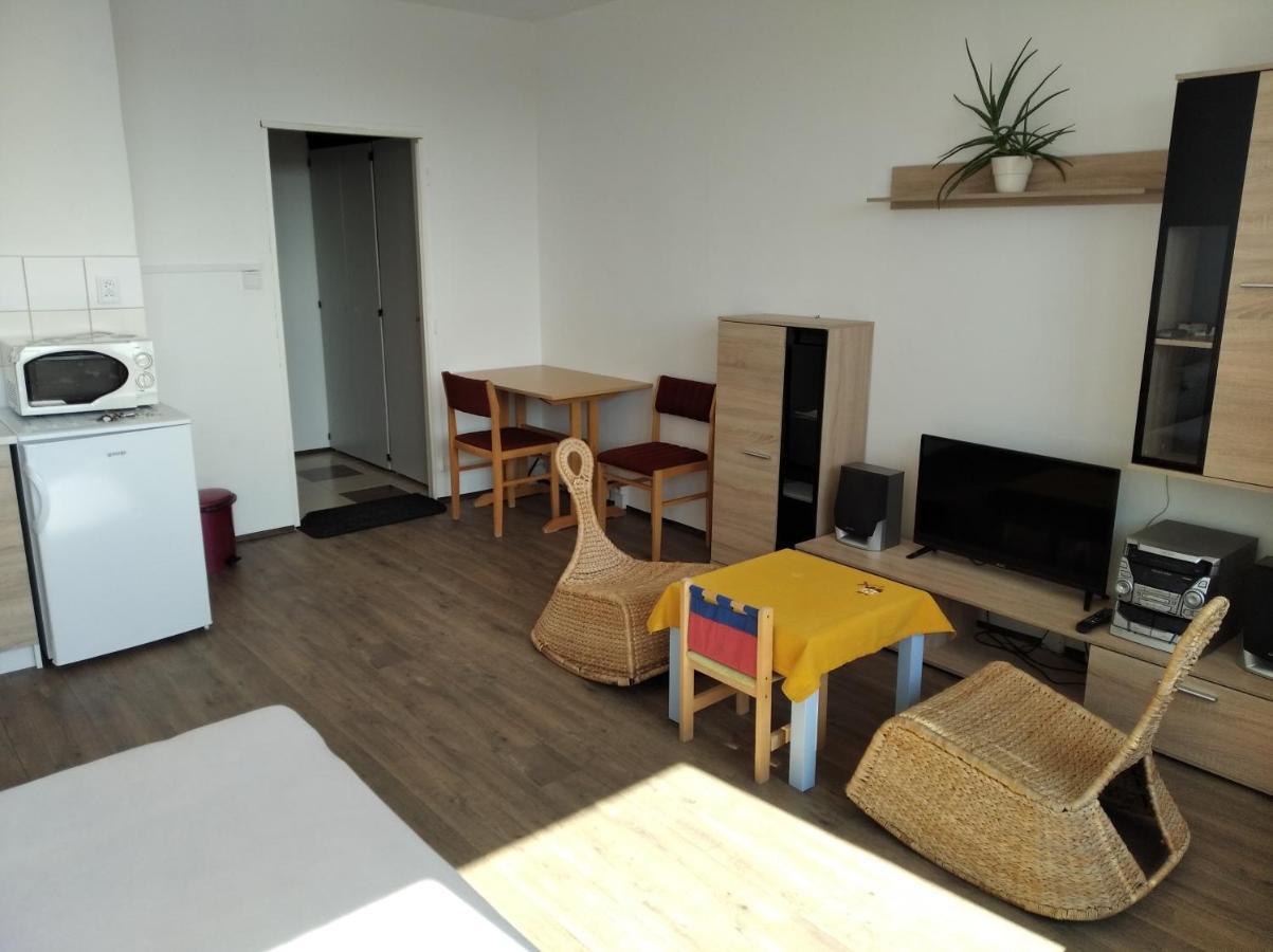 Bolevec Tower Apartment Plzen Luaran gambar